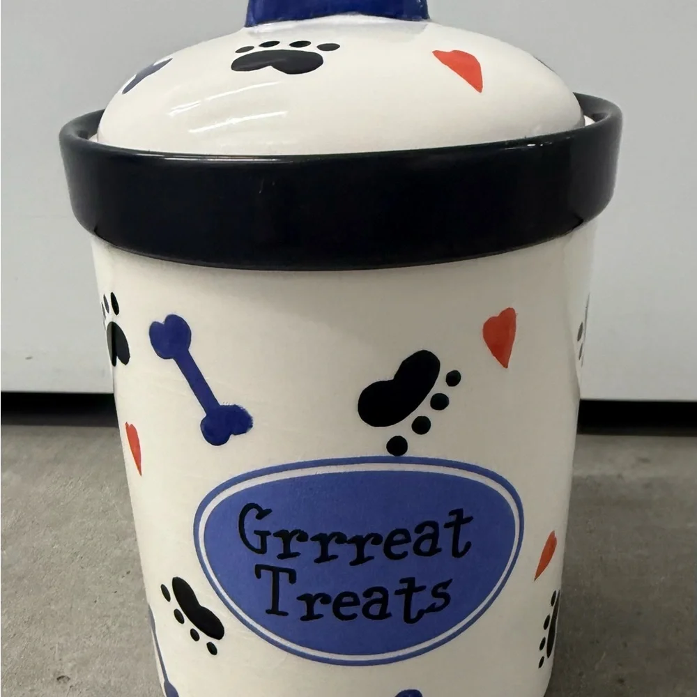 Ceramic “Grrreat Treats” Dog Treat Jar With Lid In White, Black, Blue, Red